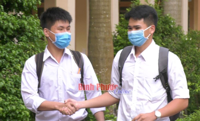 Thí sinh thoải mái vì đề thi Ngữ văn và Toán năm nay đều “dễ thở”, dễ phân loại học sinh