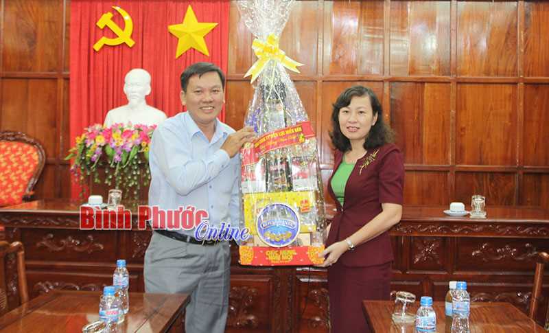 Tổng công ty Điện lực miền Nam thăm, chúc tết lãnh đạo tỉnh Tổng công ty Điện lực miền Nam thăm, chúc tết lãnh đạo tỉnh