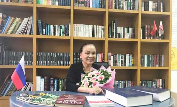 Nhà khoa học nữ Việt Nam được nhận Huy chương Pushkin của Nga Nhà khoa học nữ Việt Nam được nhận Huy chương Pushkin của Nga