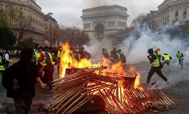 Mỹ: Pháp ngừng tăng thuế cho thấy thỏa thuận Paris không hoàn thiện