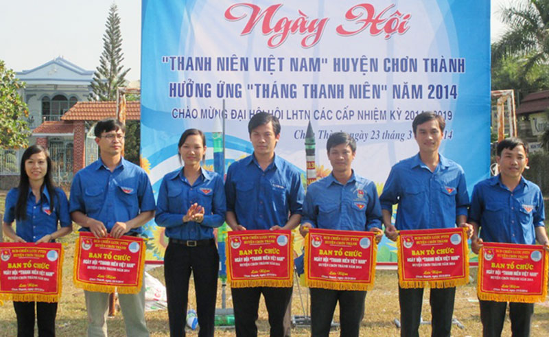 Những bí thư đoàn trường tâm huyết