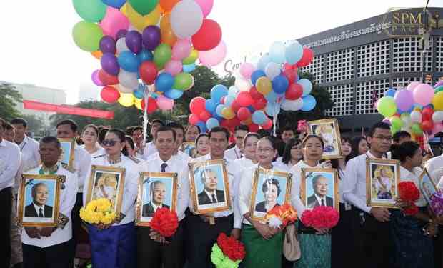 Điện, Thư chúc mừng kỷ niệm 66 năm Quốc khánh Campuchia