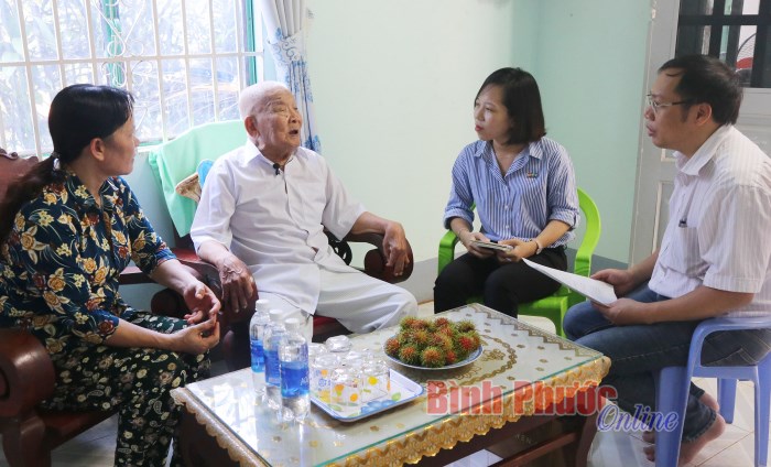 Vẹn nguyên ký ức mùa thu lịch sử Vẹn nguyên ký ức mùa thu lịch sử