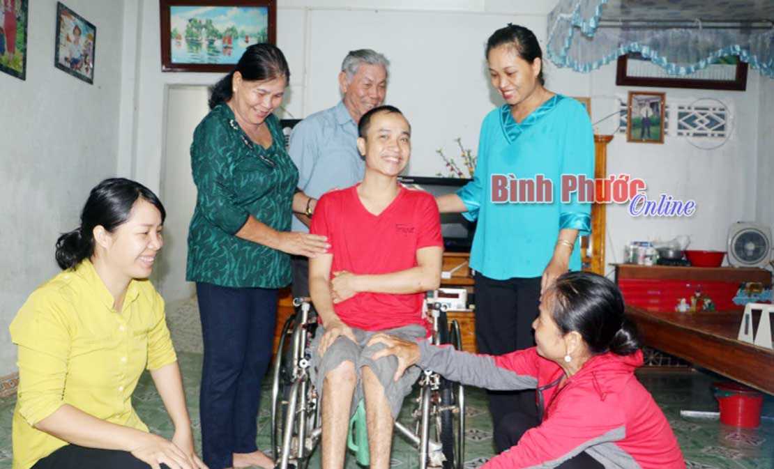 Giảm nhẹ nỗi đau cho người khuyết tật Giảm nhẹ nỗi đau cho người khuyết tật
