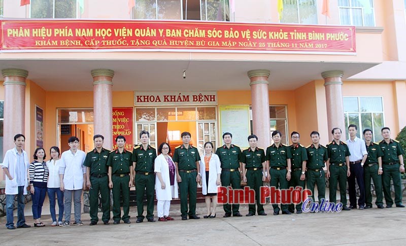 102 cán bộ từ 40 đến dưới 50 năm tuổi Đảng được khám sức khỏe 102 cán bộ từ 40 đến dưới 50 năm tuổi Đảng được khám sức khỏe