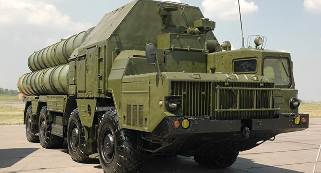 Iran và Nga đang đàm phán về hệ thống tên lửa S-300 “thế hệ mới”