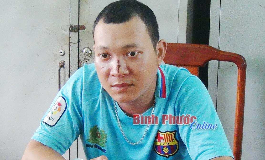 Bắt kẻ giả danh cảnh sát giao thông để cưỡng đoạt tài sản Bắt kẻ giả danh cảnh sát giao thông để cưỡng đoạt tài sản