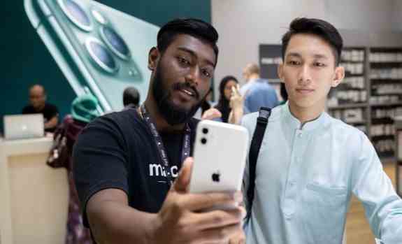 J.P. Morgan: Apple có thay đổi chiến lược phát hành iPhone mới