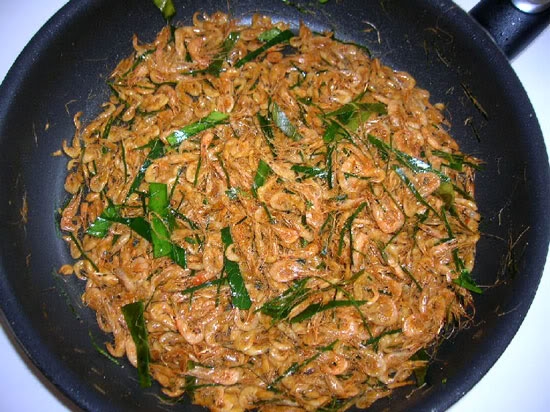 Khoái khẩu vào mùa tép mòng