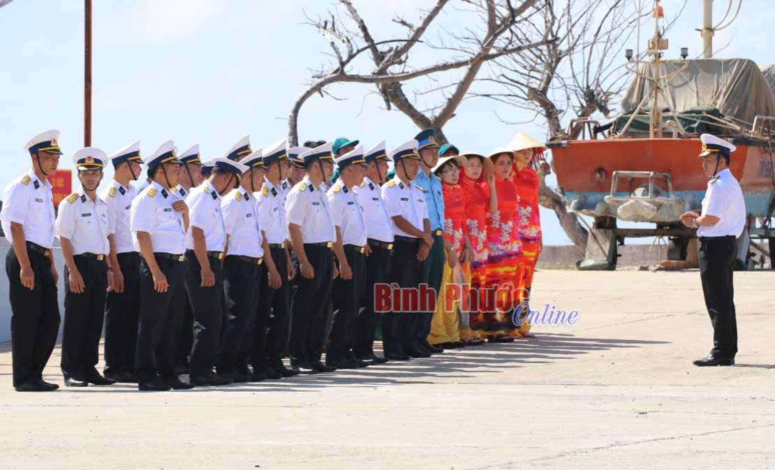 Nghĩa tình Song Tử Tây