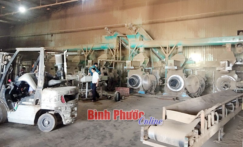 Điện lực Chơn Thành đảm bảo cung cấp điện ổn định cho các KCN Điện lực Chơn Thành đảm bảo cung cấp điện ổn định cho các KCN