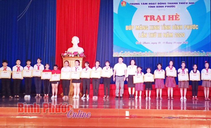 Hội ngộ thanh thiếu nhi vui khỏe Hội ngộ thanh thiếu nhi vui khỏe