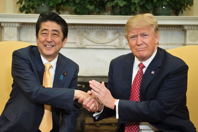 1102trumpabe11022017082617.jpg