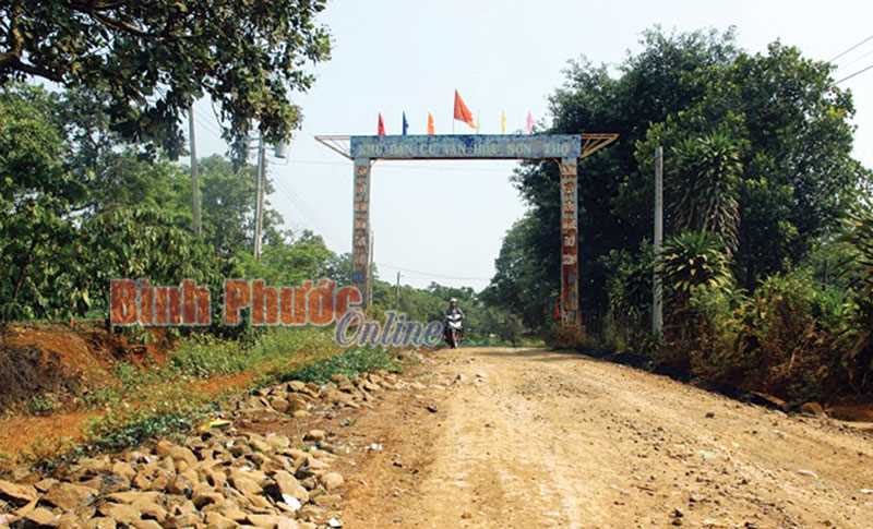 Mong sớm sửa chữa đường vào thôn Sơn Thọ, xã Thọ Sơn
