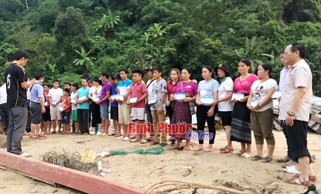 Về nơi rốn lũ