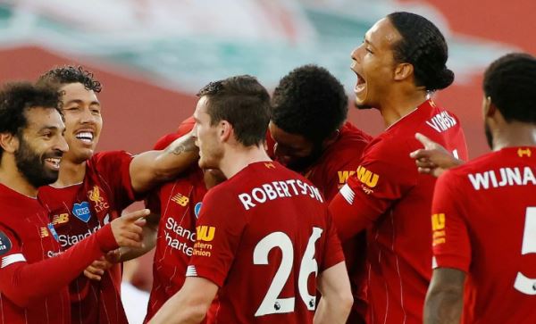 Liverpool giải cơn khát danh hiệu Ngoại hạng Anh sau 30 năm Liverpool giải cơn khát danh hiệu Ngoại hạng Anh sau 30 năm