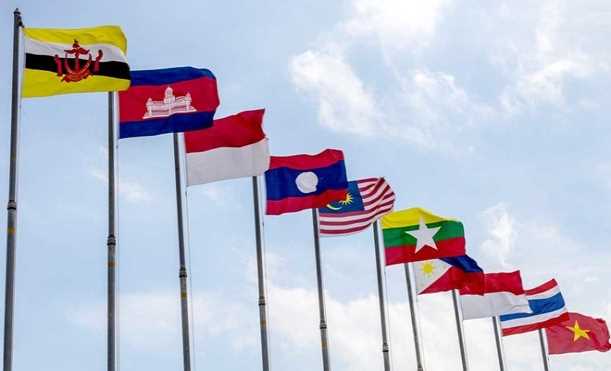 “Đi bộ vì sức khỏe” kỷ niệm Ngày thành lập ASEAN tại Lào “Đi bộ vì sức khỏe” kỷ niệm Ngày thành lập ASEAN tại Lào
