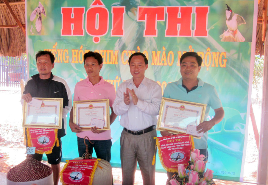Hội thi tiếng hót chim chào mào xuân Giáp Ngọ 2014 Hội thi tiếng hót chim chào mào xuân Giáp Ngọ 2014