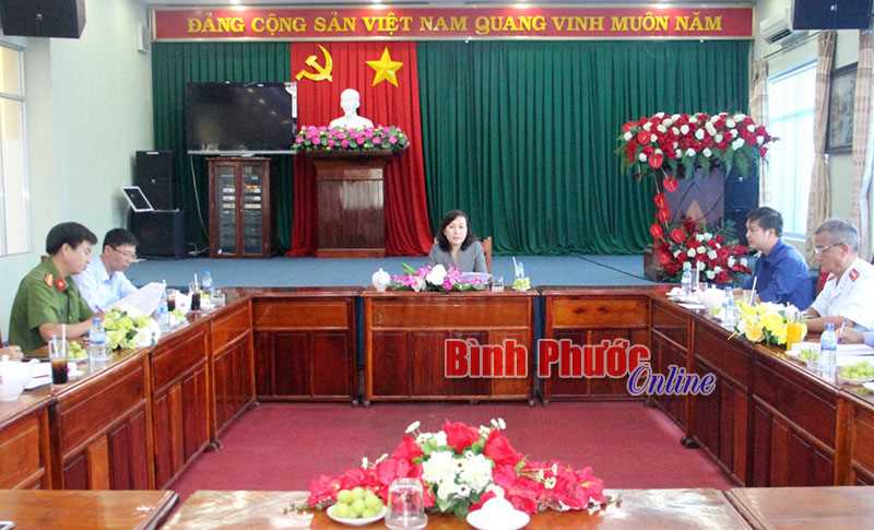 Công ty xổ số kiến thiết Bình Phước nộp ngân sách 104,6 tỷ đồng Công ty xổ số kiến thiết Bình Phước nộp ngân sách 104,6 tỷ đồng