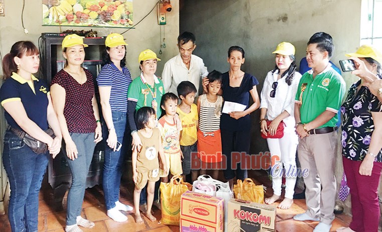 “Tiếp bước đến trường” cho học sinh xã Lộc Hiệp