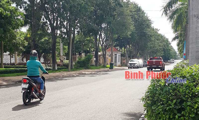 Lưu thông ngược chiều gây nguy hiểm Lưu thông ngược chiều gây nguy hiểm