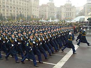 Chính phủ Ukraine chuẩn y học thuyết quân sự mới Chính phủ Ukraine chuẩn y học thuyết quân sự mới