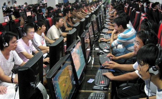 Người chơi trò chơi điện tử phải cung cấp thông tin cá nhân