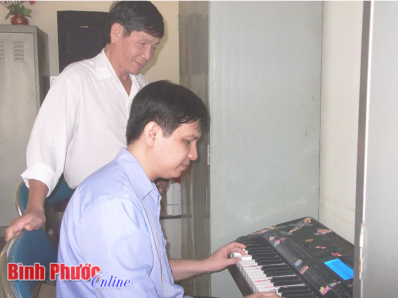 15nguoikhiemthind.jpg