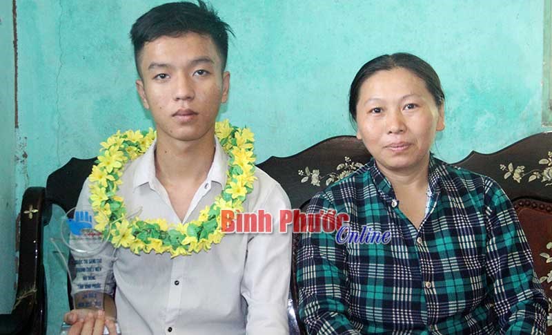 Học trò nghèo đam mê sáng tạo Học trò nghèo đam mê sáng tạo