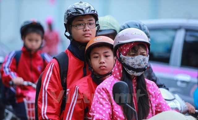 Bắc Bộ trời nắng hanh, Nam Trung Bộ có mưa dông rất to Bắc Bộ trời nắng hanh, Nam Trung Bộ có mưa dông rất to