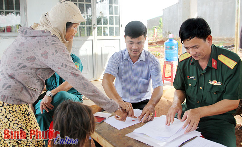 16 hộ nghèo ở huyện Bù Gia Mập được cấp đất, nhà ở