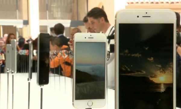 Vì sao giá cổ phiếu của ông lớn làng công nghệ Apple sụt giảm?