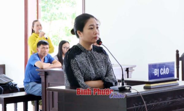 15 năm tù vì làm giả 6 sổ đất, lừa đảo 1,8 tỷ đồng 15 năm tù vì làm giả 6 sổ đất, lừa đảo 1,8 tỷ đồng