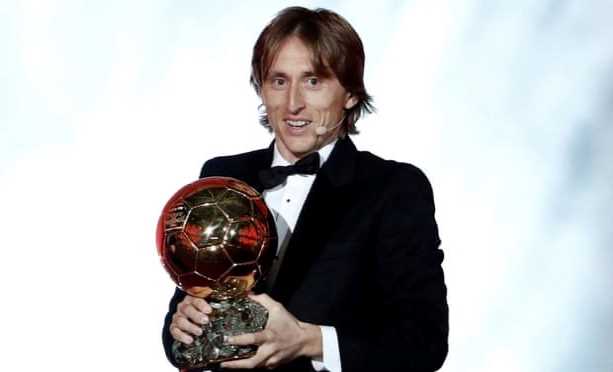 Tiền vệ Luka Modric giành danh hiệu Quả bóng vàng 2018 Tiền vệ Luka Modric giành danh hiệu Quả bóng vàng 2018