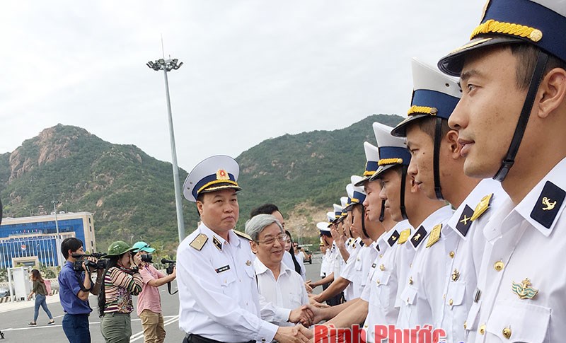 Trường Sa - Không xa Trường Sa - Không xa