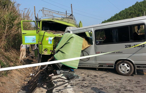 9 người thân tử nạn trên chiếc xe đang đi ăn cưới