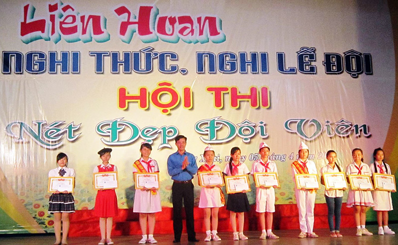 200doivien.jpg