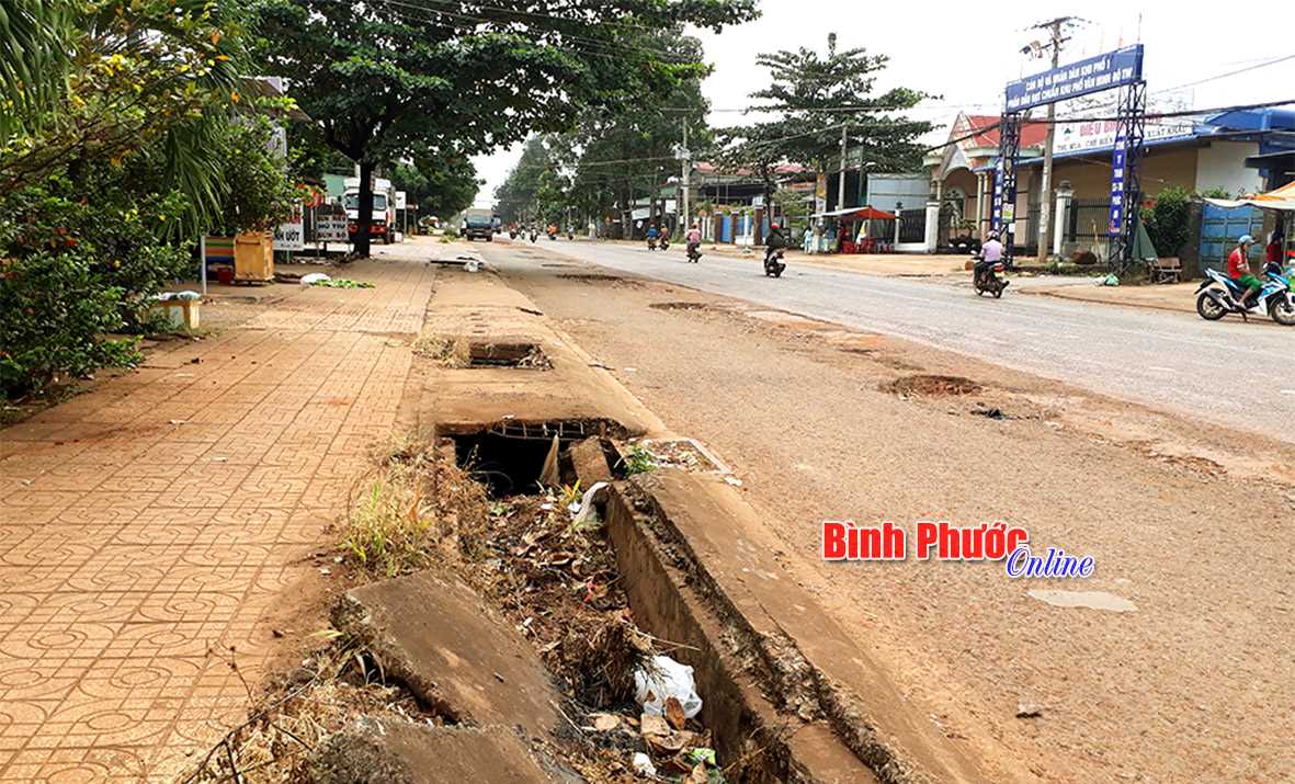 Liên tiếp “bẫy” trên đường