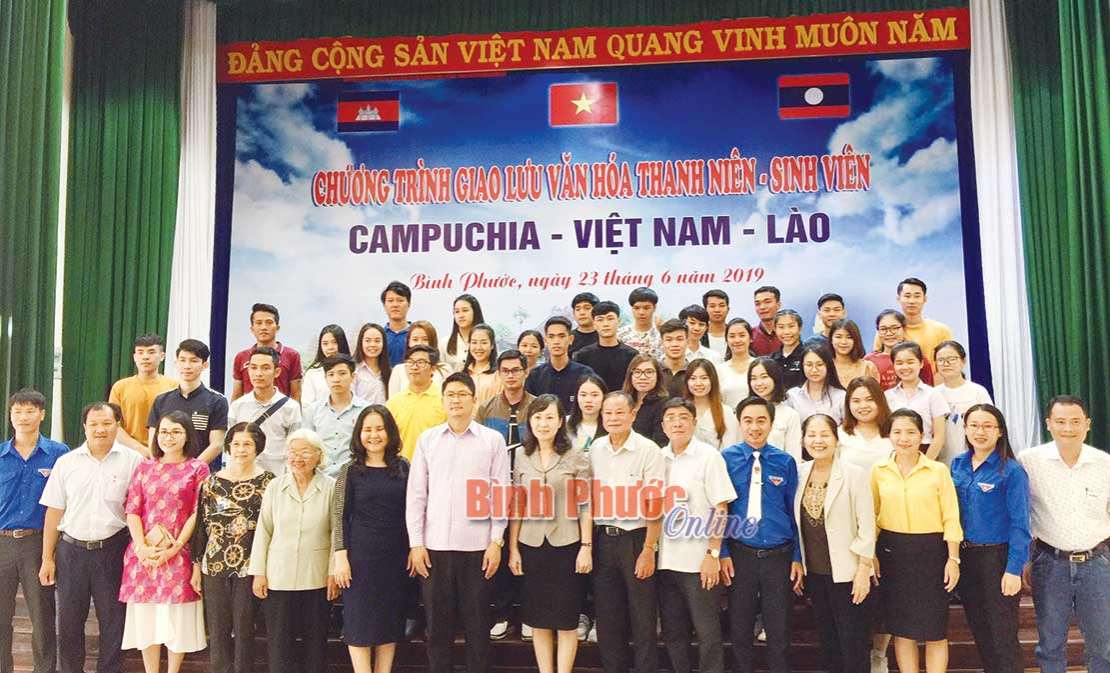 Thắm tình hữu nghị 3 nước Đông Dương