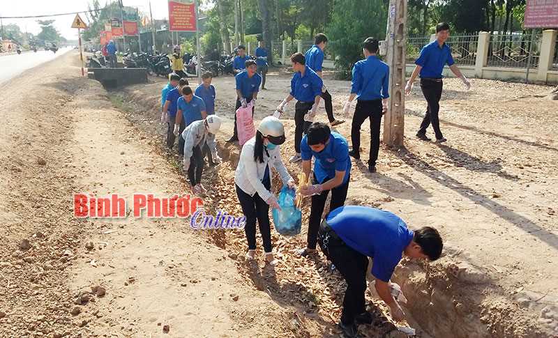Chơn Thành phát động Tháng thanh niên năm 2019 Chơn Thành phát động Tháng thanh niên năm 2019