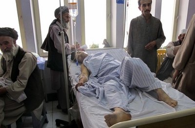 Afghanistan: Tấn công liều chết chưa từng có vào một bệnh viện Afghanistan: Tấn công liều chết chưa từng có vào một bệnh viện