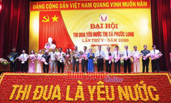 31 tập thể và cá nhân ở thị xã Phước Long được tuyên dương 31 tập thể và cá nhân ở thị xã Phước Long được tuyên dương