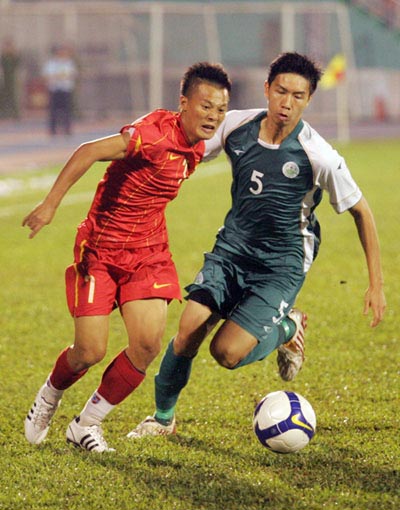 Công Vinh lập đại công, tuyển Việt Nam đè bẹp Macau 7-1 Công Vinh lập đại công, tuyển Việt Nam đè bẹp Macau 7-1