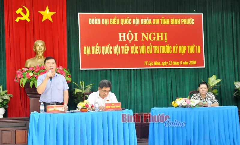 Đoàn đại biểu Quốc hội tỉnh tiếp xúc cử tri Lộc Ninh Đoàn đại biểu Quốc hội tỉnh tiếp xúc cử tri Lộc Ninh