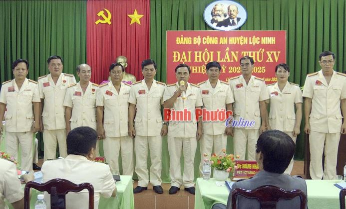 Đại hội Đảng bộ Công an huyện Lộc Ninh lần thứ XV Đại hội Đảng bộ Công an huyện Lộc Ninh lần thứ XV