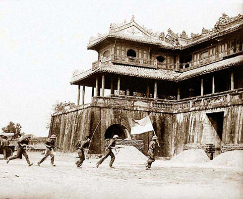 Nhớ bài thơ xuân của Bác Hồ viết cách đây tròn 4 giáp Nhớ bài thơ xuân của Bác Hồ viết cách đây tròn 4 giáp