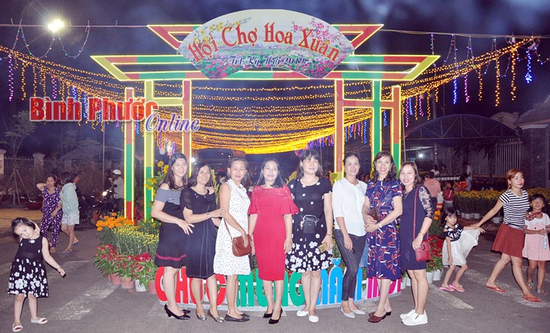 Khai mạc hội chợ hoa xuân Đồng Phú 2019