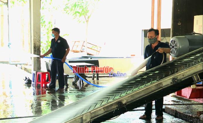 An toàn, vệ sinh lao động - vấn đề quan trọng và cấp thiết An toàn, vệ sinh lao động - vấn đề quan trọng và cấp thiết