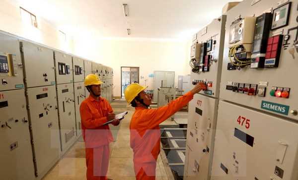 Triển khai nhiều dự án nguồn và lưới cấp điện cho miền Nam