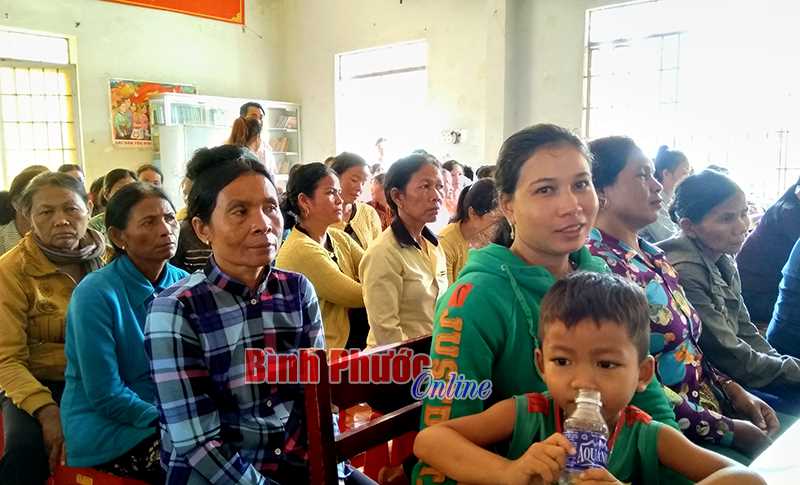 Chị Thị Con muốn nhiều người DTTS tham gia BHXH tự nguyện Chị Thị Con muốn nhiều người DTTS tham gia BHXH tự nguyện